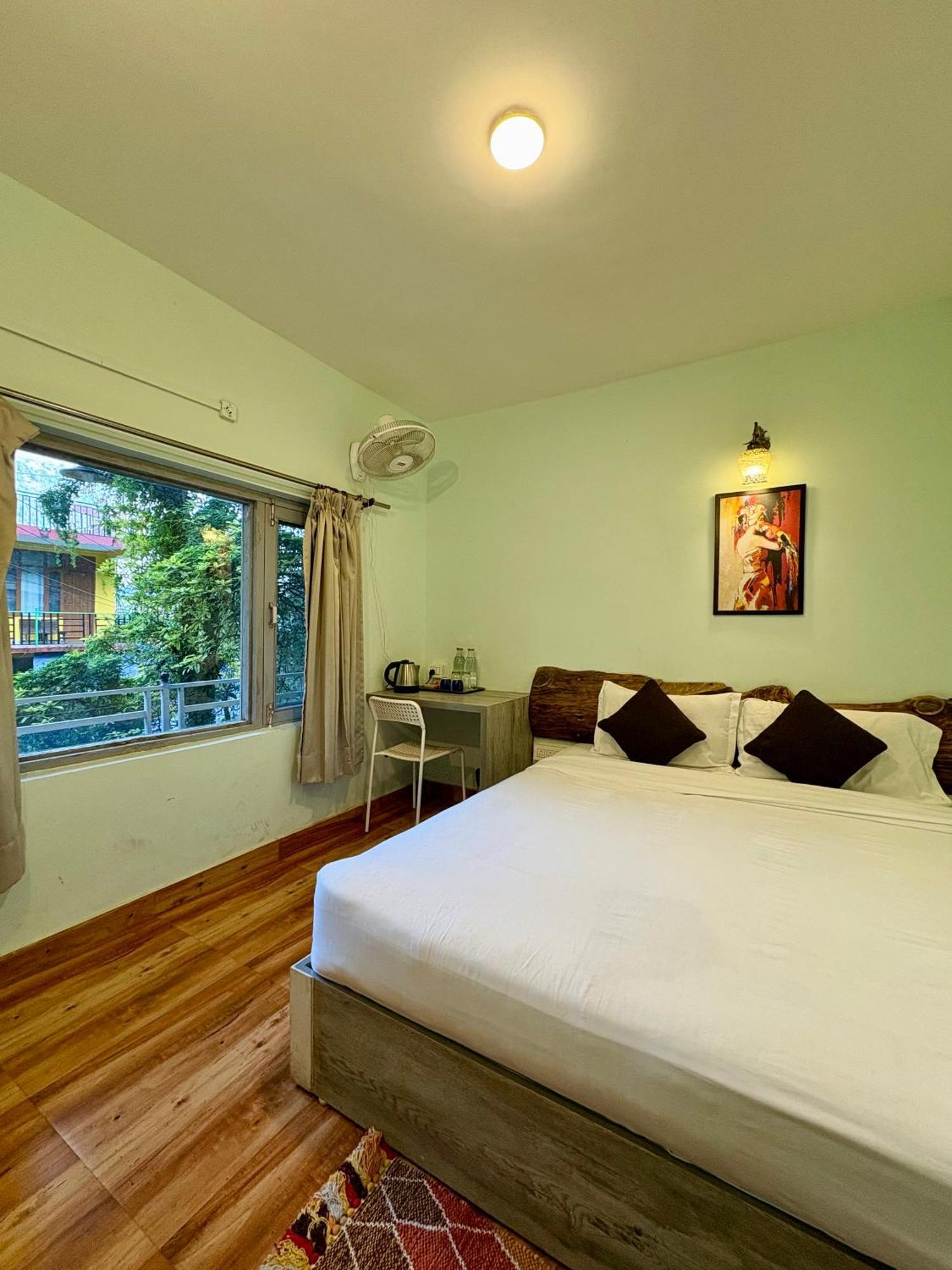 Eevolve Dharamkot - An Eco Hostel ماكليود غانج المظهر الخارجي الصورة
